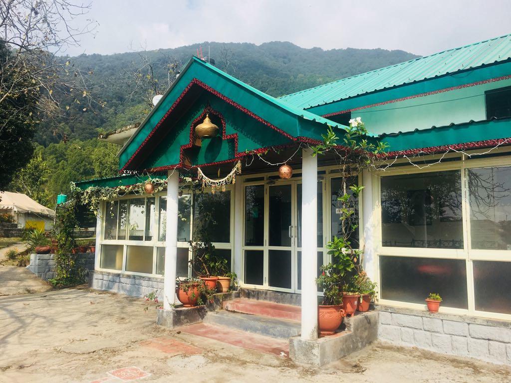 Tatva Bir Tents And Hotel Kangar エクステリア 写真
