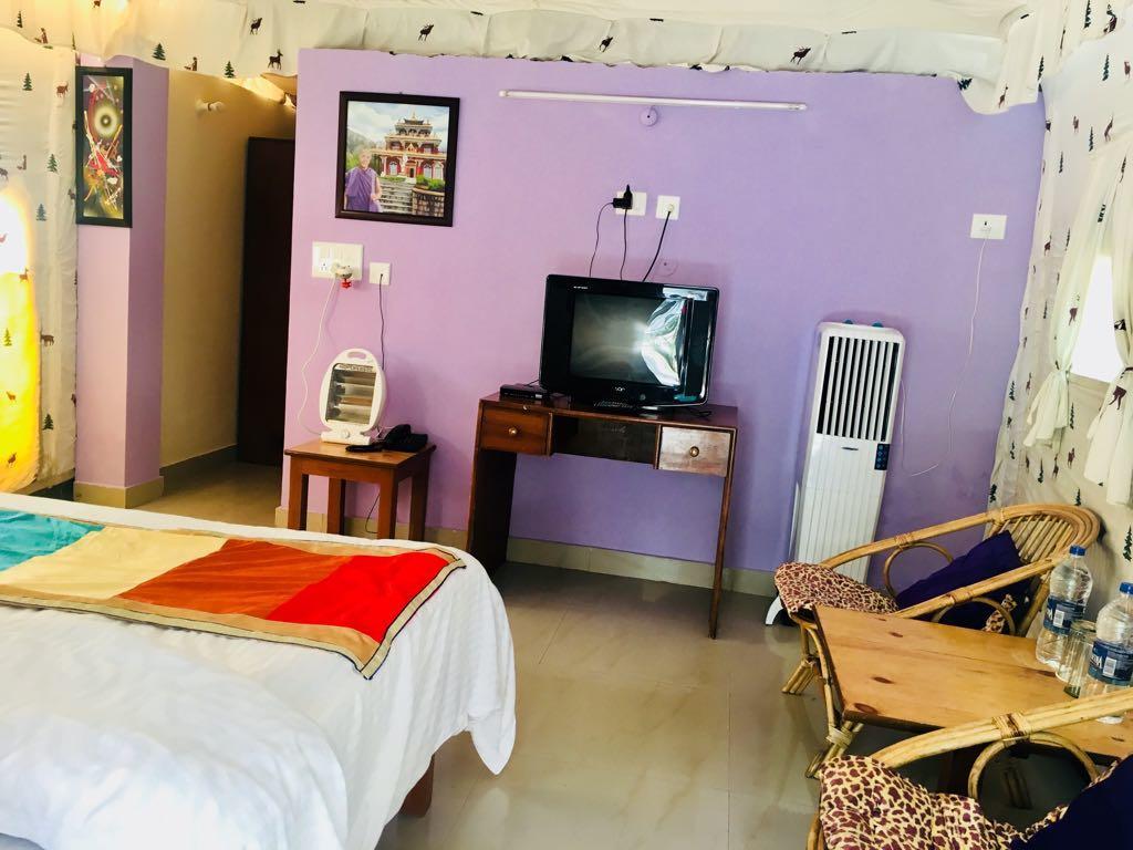 Tatva Bir Tents And Hotel Kangar エクステリア 写真