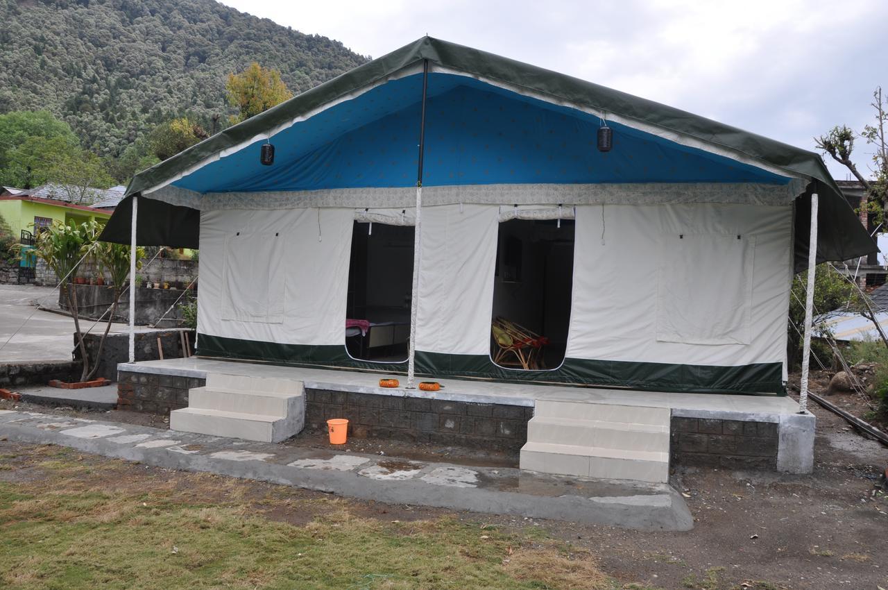 Tatva Bir Tents And Hotel Kangar エクステリア 写真