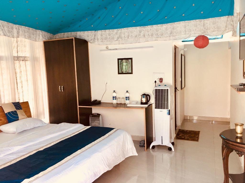 Tatva Bir Tents And Hotel Kangar エクステリア 写真